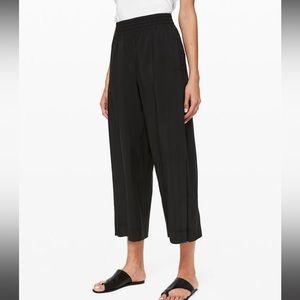 Lululemon Wanderer culottes